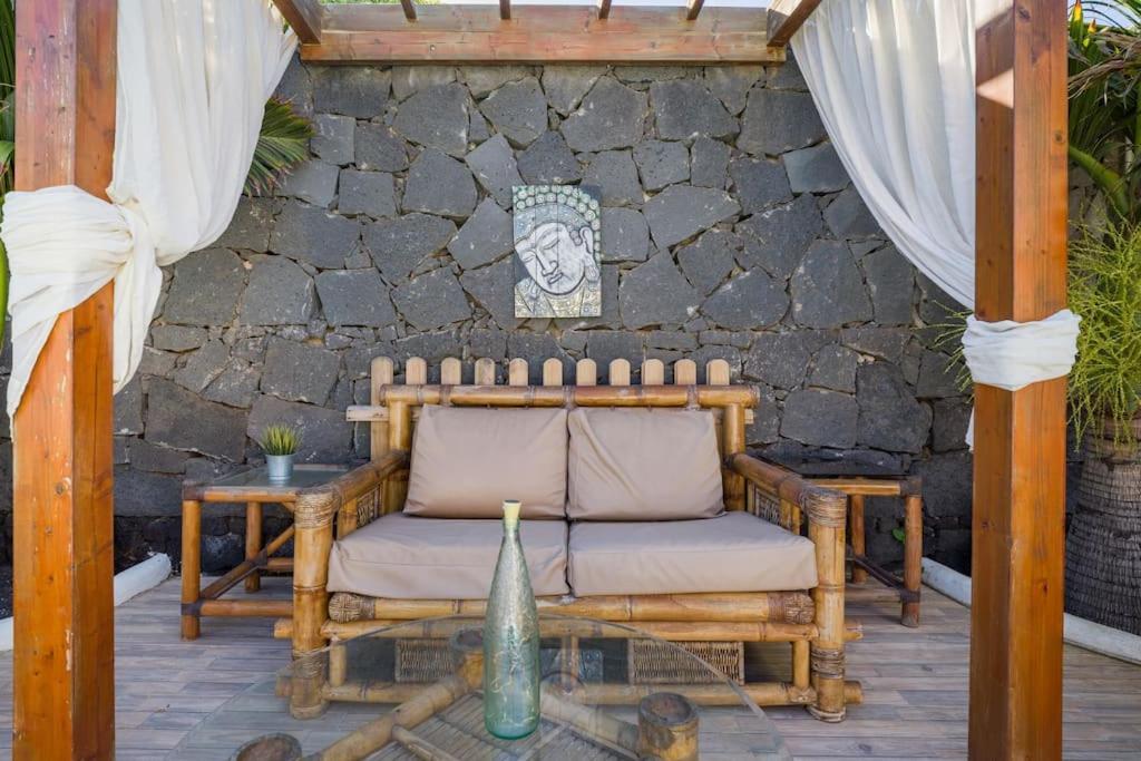 Villa La Isla By Rentaholidayslanzarote Playa Blanca  Exterior photo